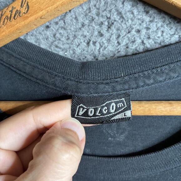 Vintage Volcom Mens L Black T Shirt Y2K Skate Save The Boobs Swag Era Boobies - Picture 5 of 10